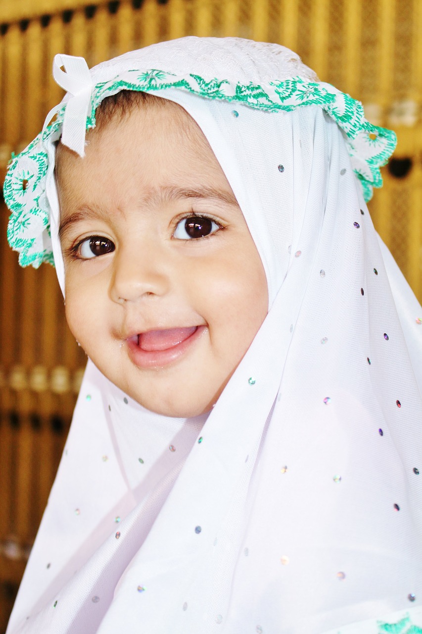 muslim girl scarf free photo