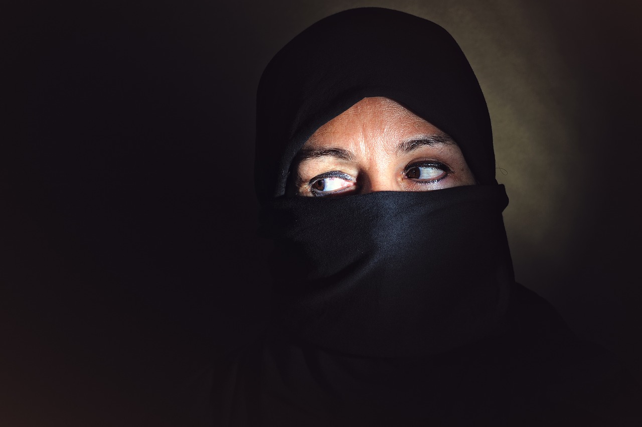 muslim  woman  veil free photo