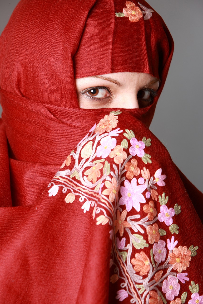 muslima muslim woman eyes free photo