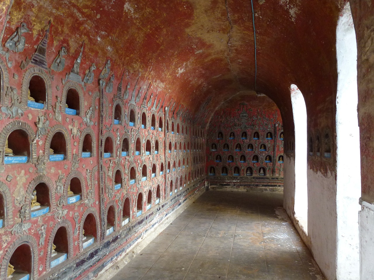 myanma inle lake monastery free photo