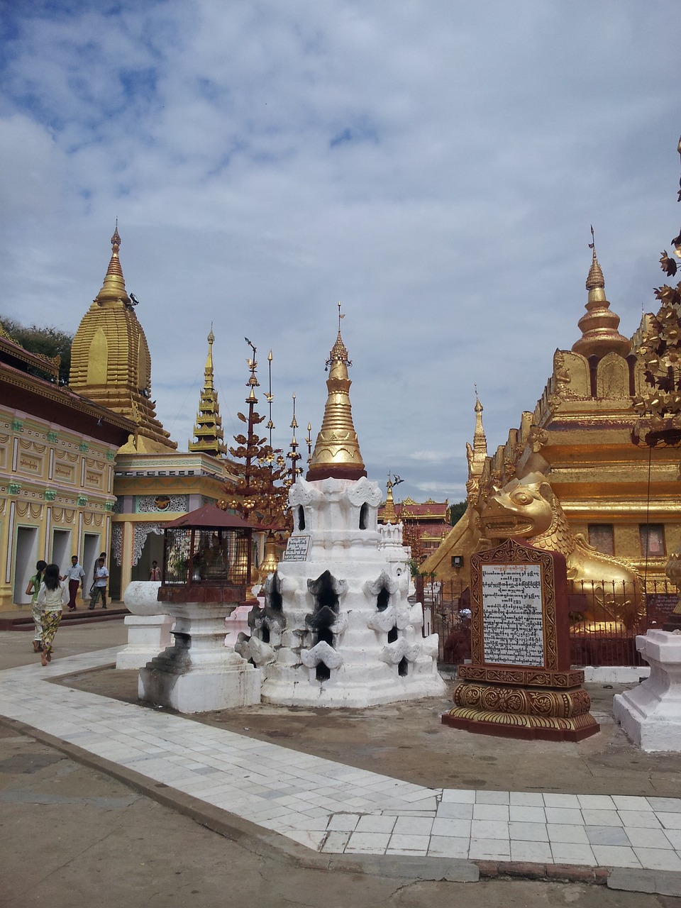 myanmar buddhist temple urn free photo