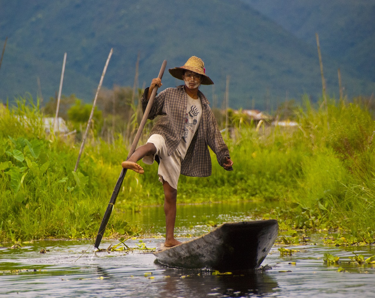 myanmar water inle lake free photo