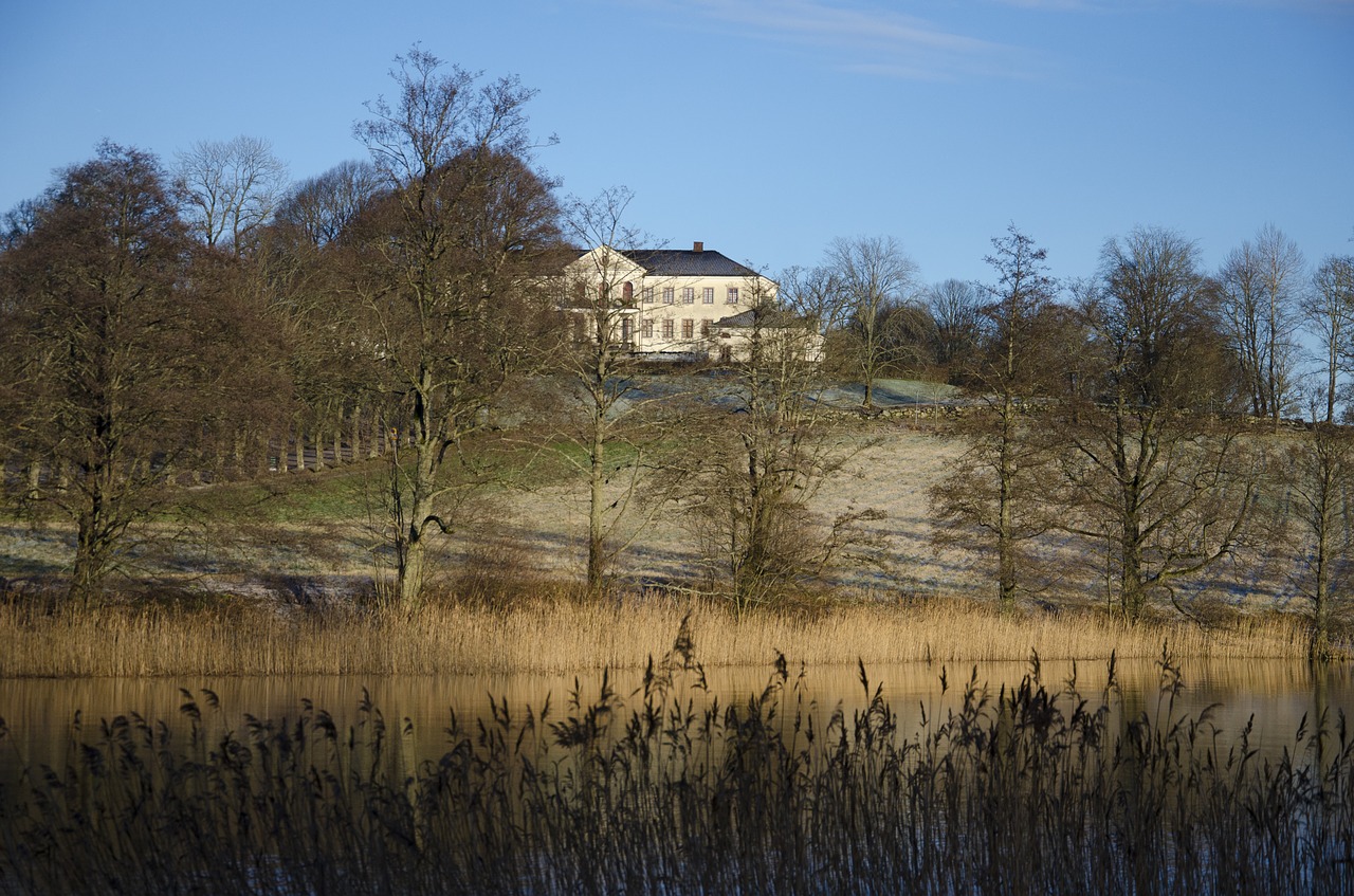 nääs castle  lerum  sweden free photo