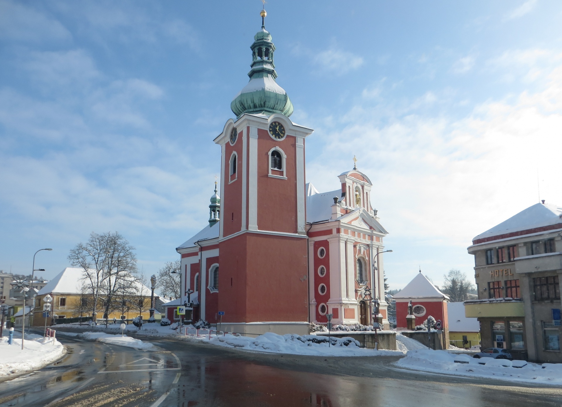 winter church market square square in winter free photo