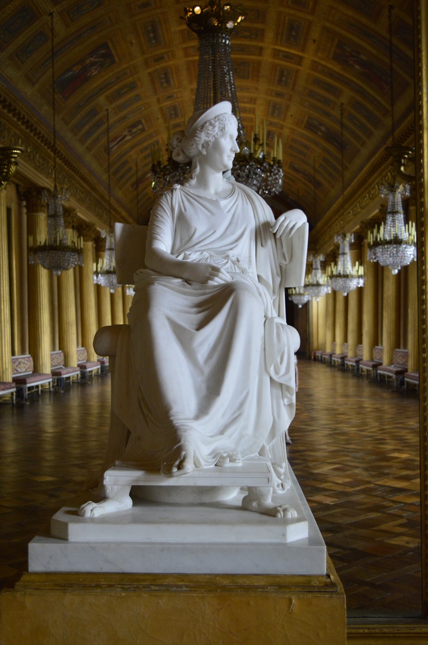 napoleon museum statue free photo