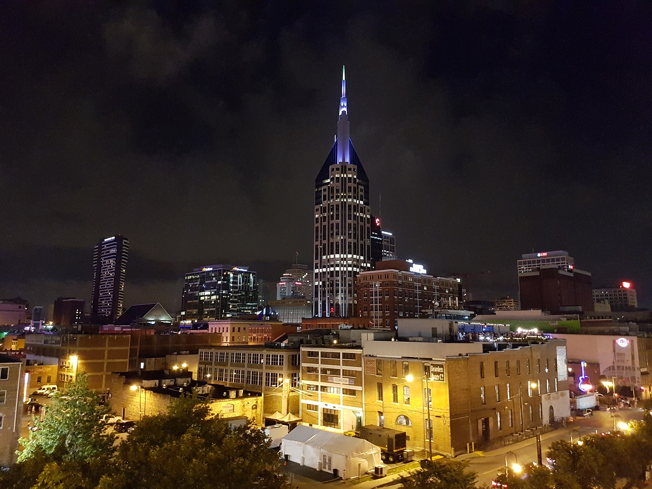 nashville downtown night free photo