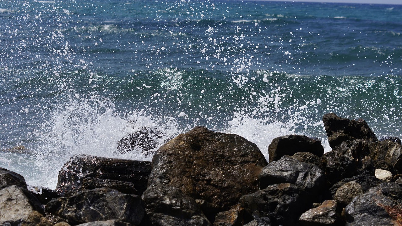 nastogadka sea rocks free photo