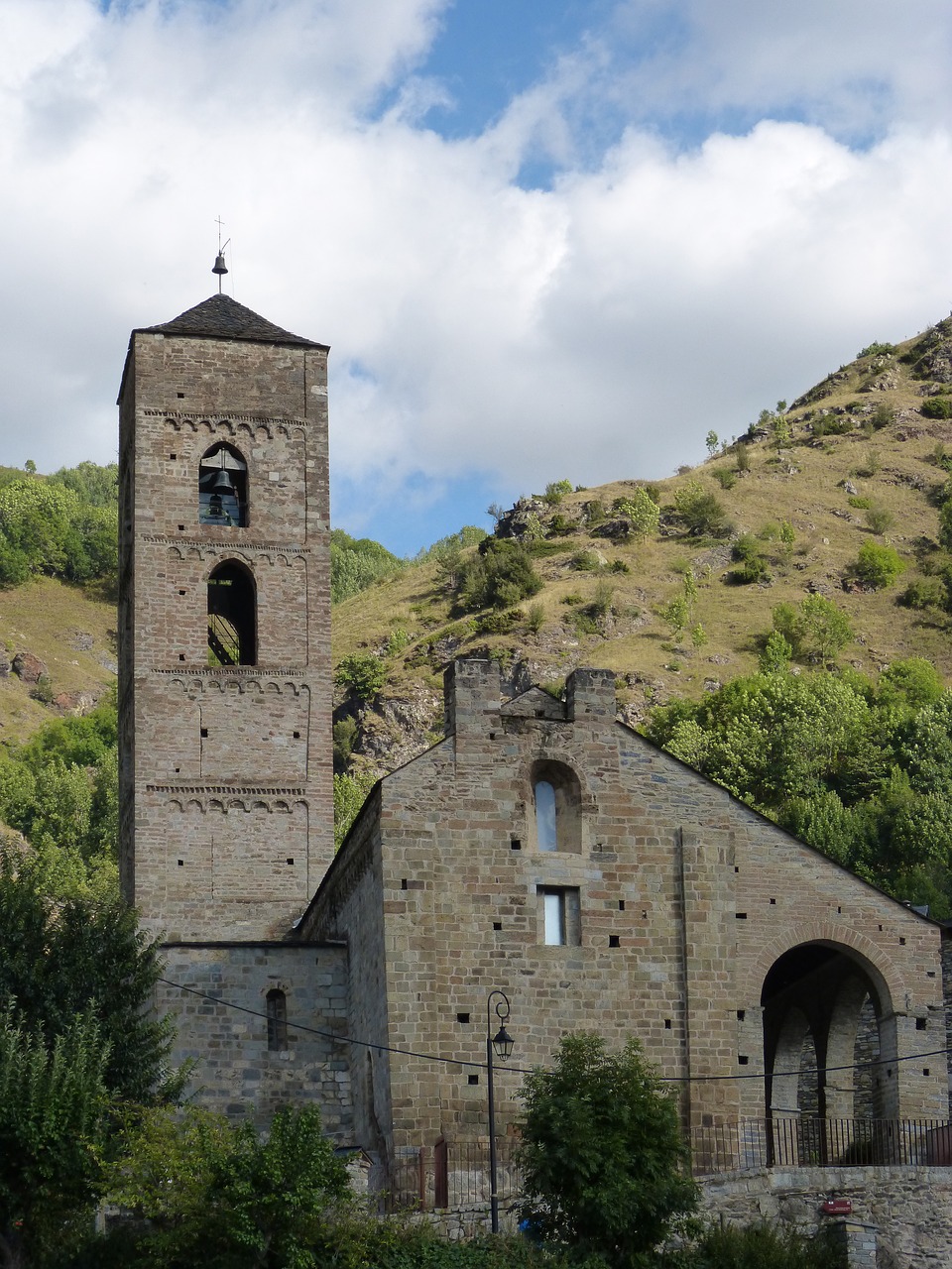 nativitat de durro church catalan romanesque free photo