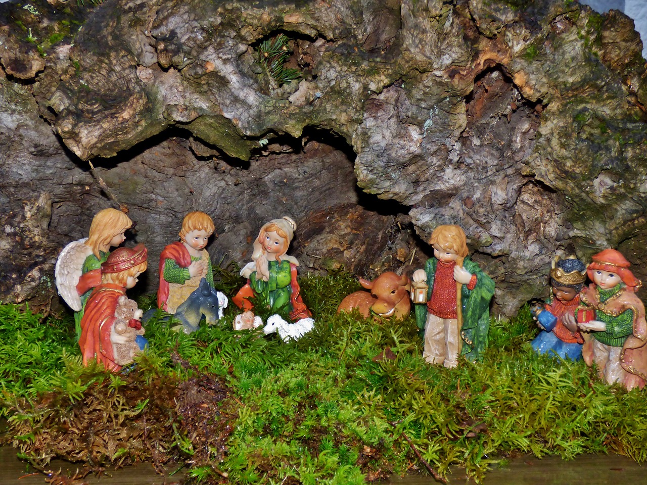 nativity scene christmas joseph free photo
