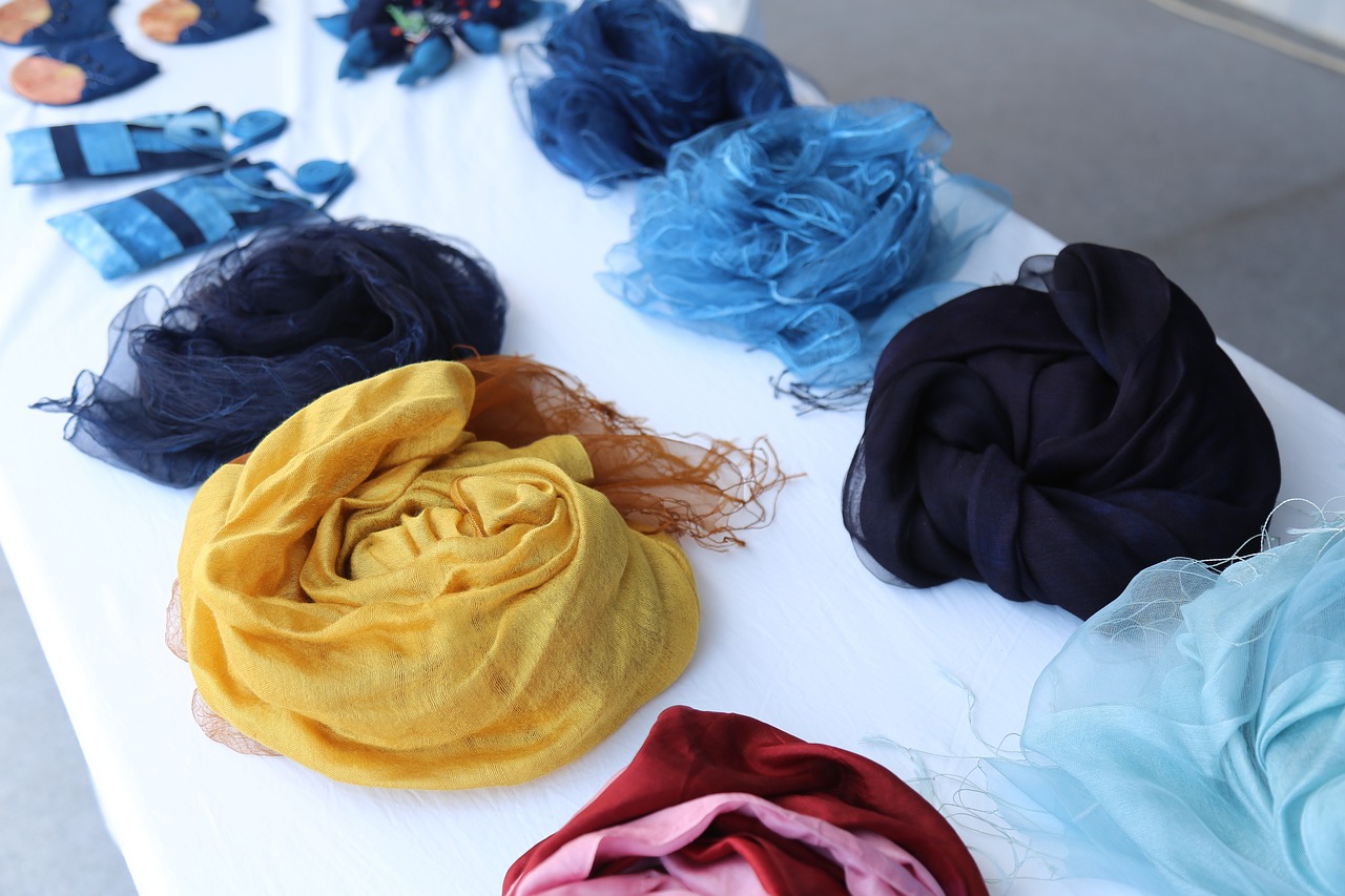 natural dyeing scarves natural dyeing famous hat-bone free photo