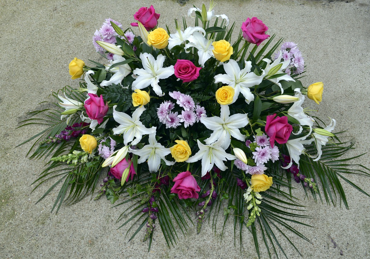 natural flower arrangements flowers for deceased bouquets free photo