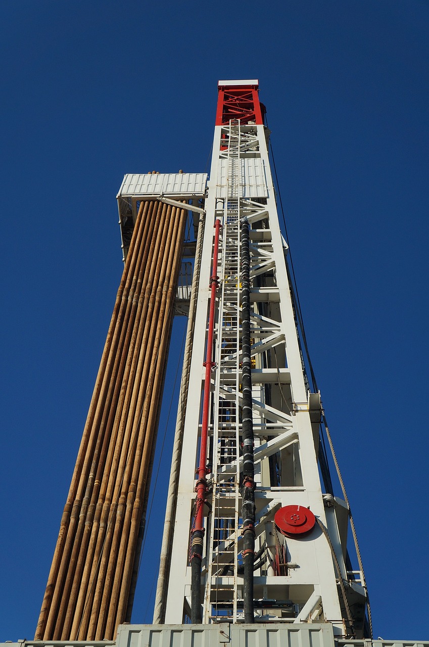 natural gas drilling rig search free photo