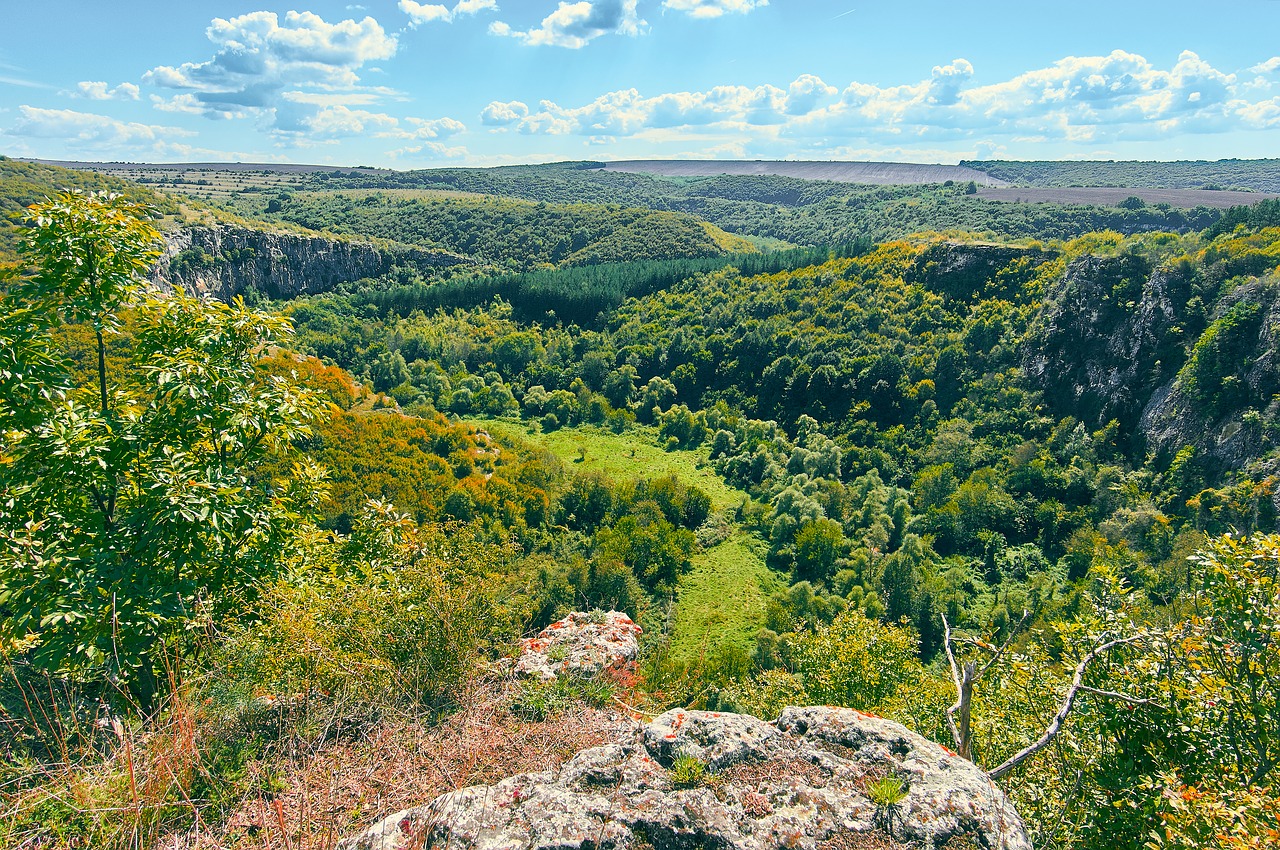 natural park ruse lom orlova chuka free photo