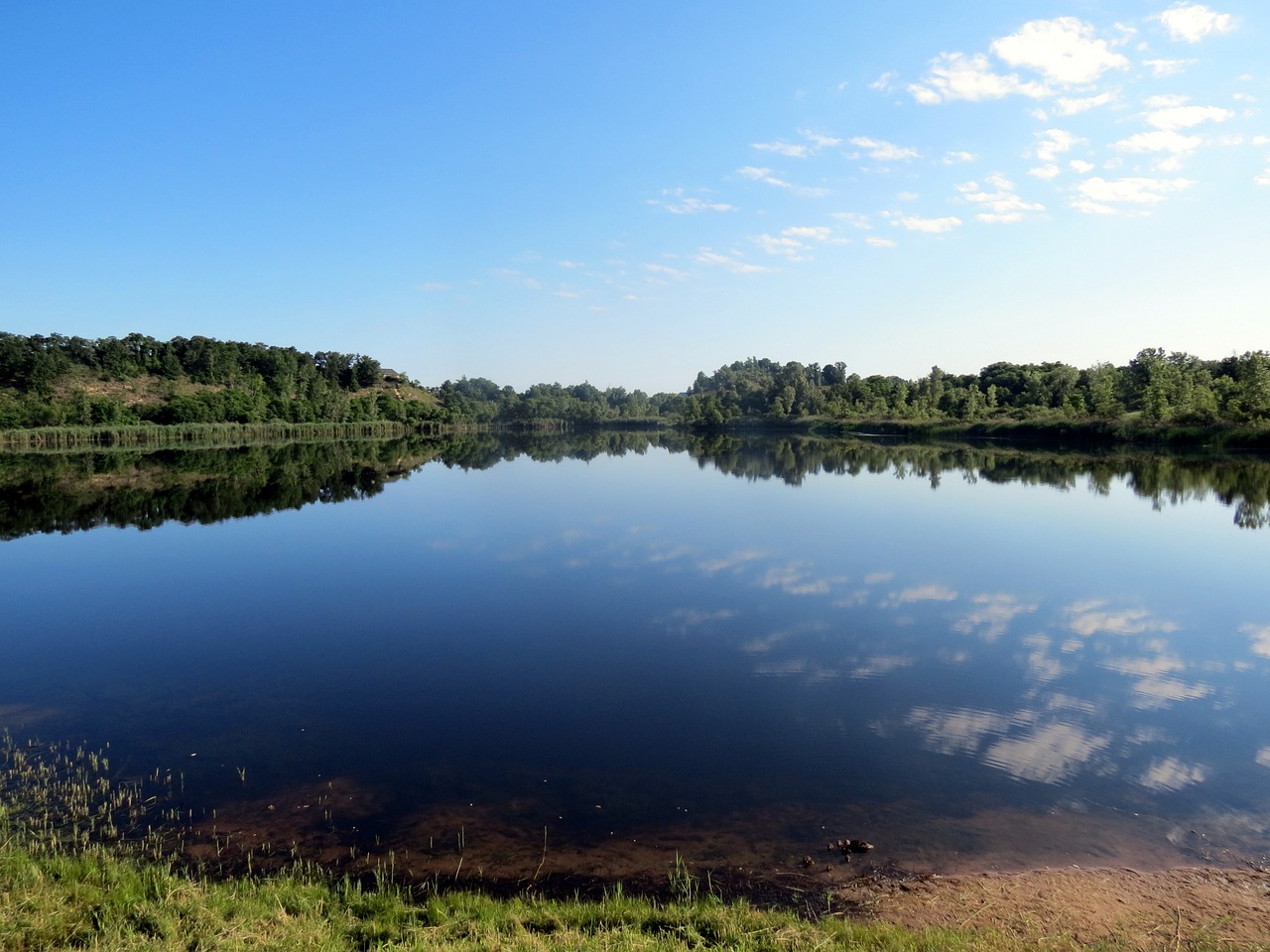 nature lake reflection free photo