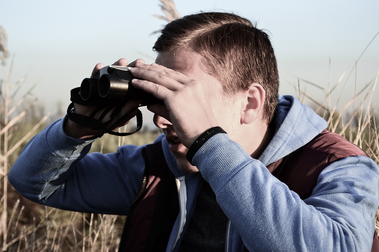 Binocular,spying,looking forward,male,person - free image from needpix.com