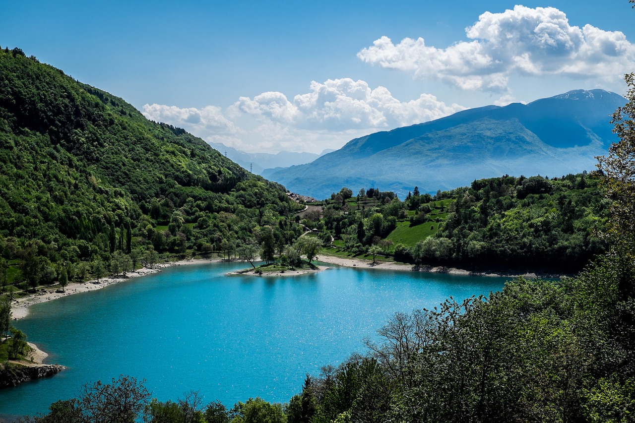 nature lake mountains free photo