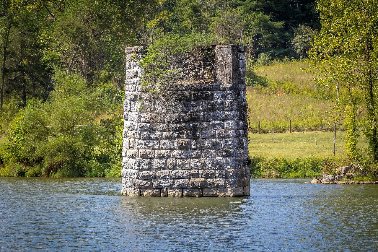 nature ruin river free photo