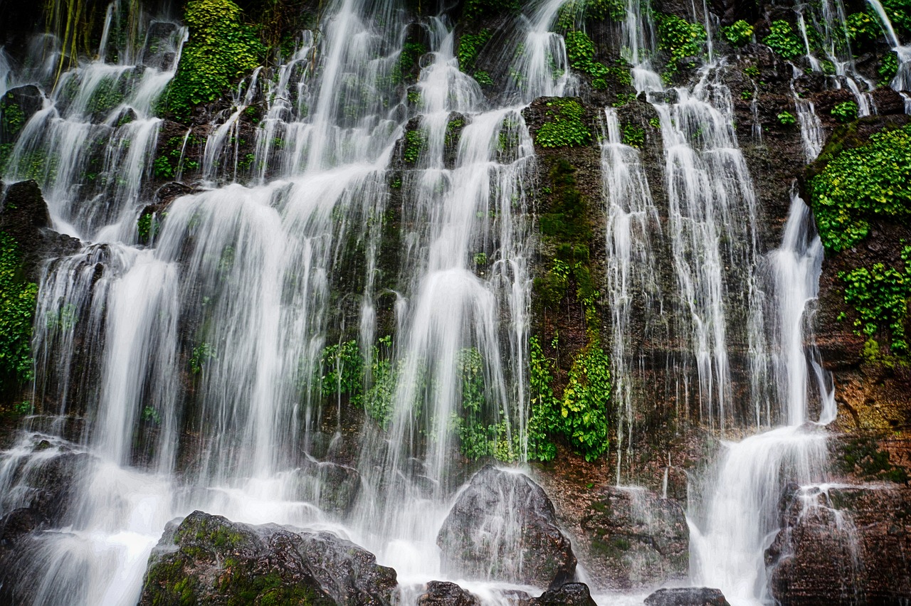 nature waterfalls juayua free photo