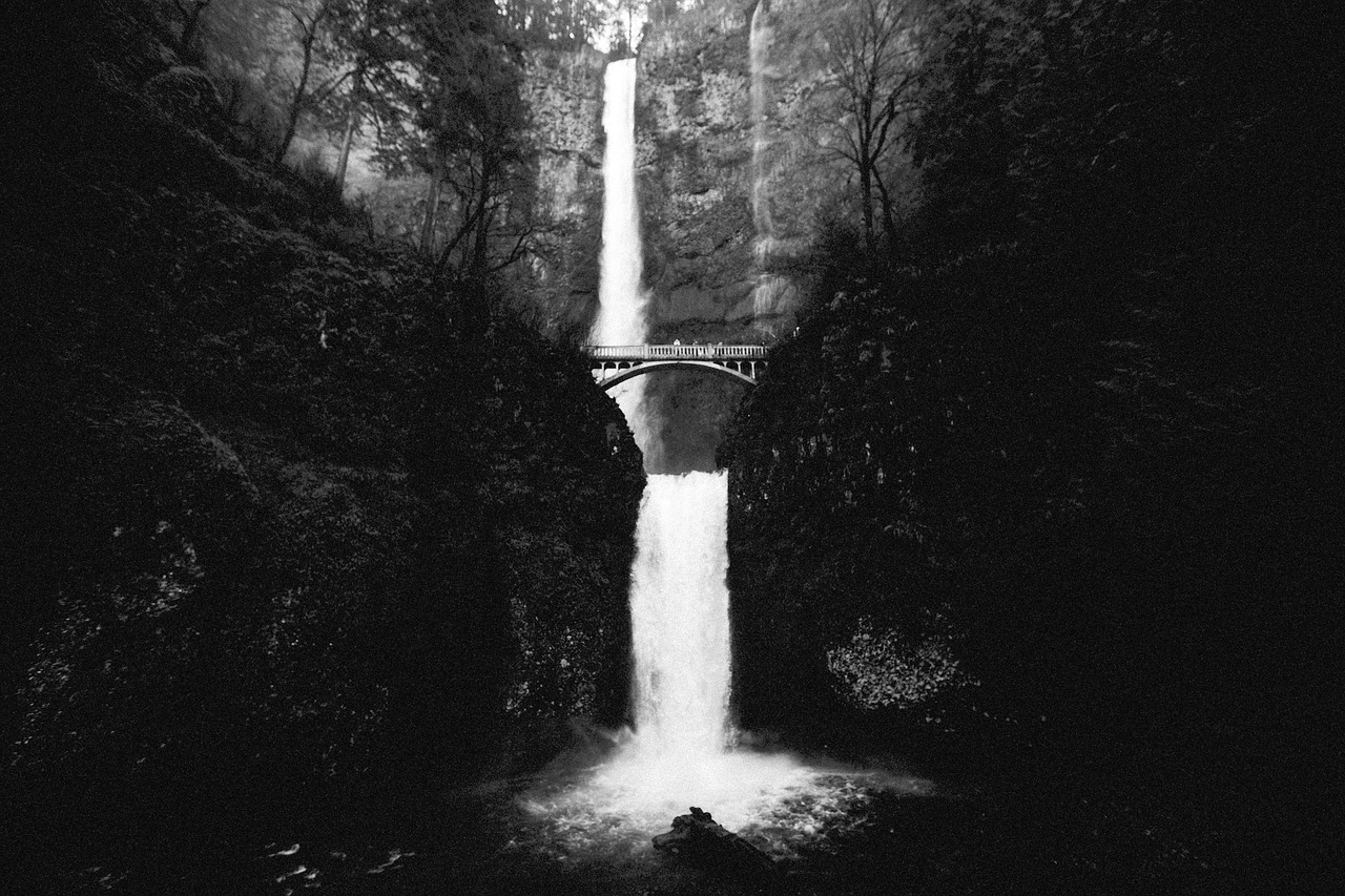 nature water waterfalls free photo