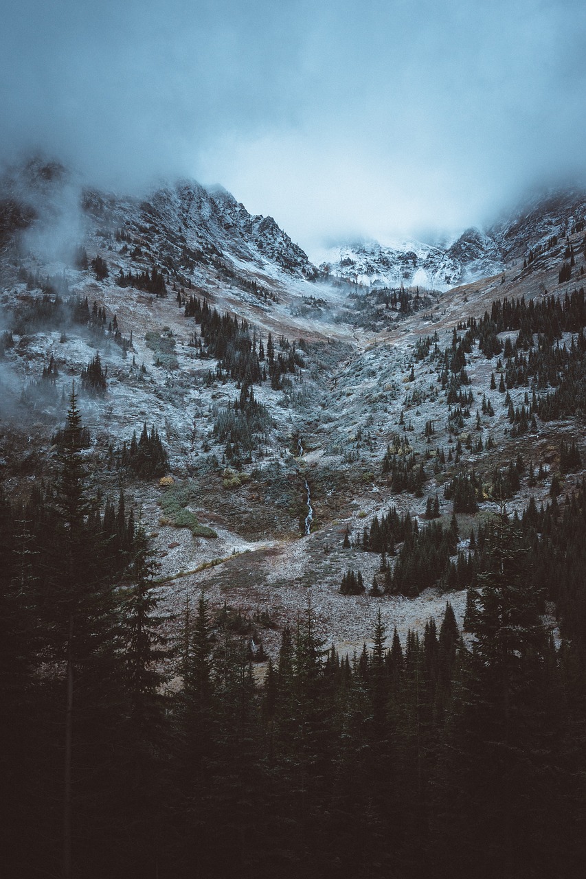 nature mountain clouds free photo