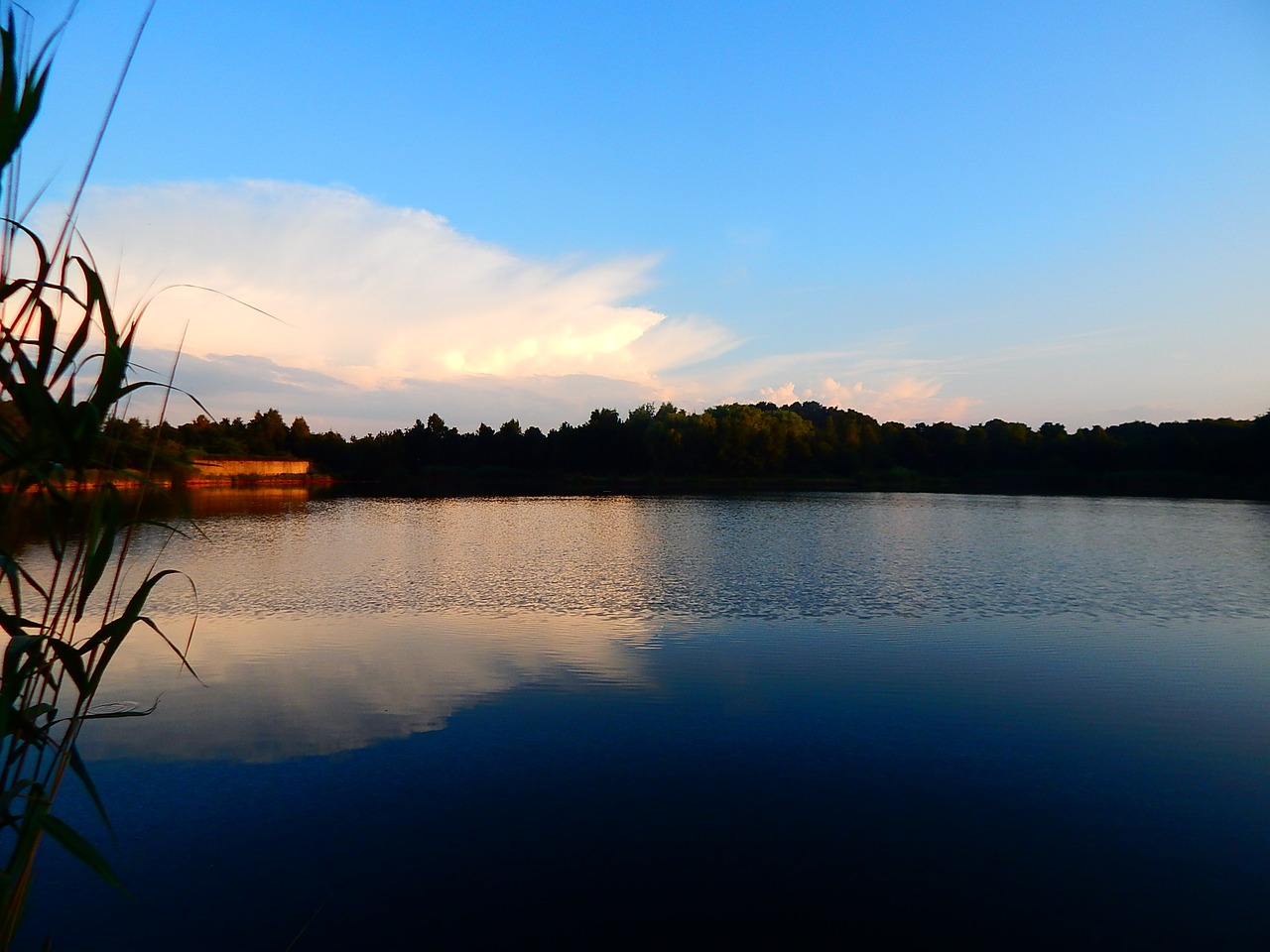 nature water cloud free photo