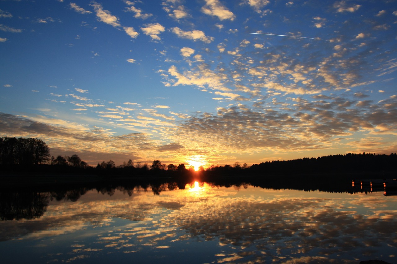 nature sunset waters free photo