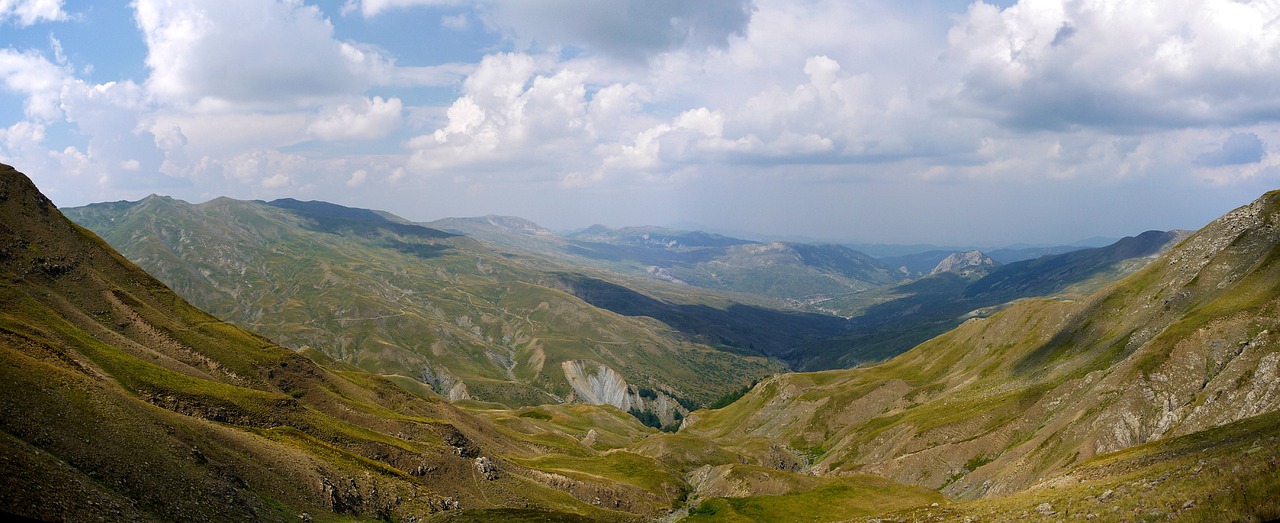 nature panoramic mountain free photo