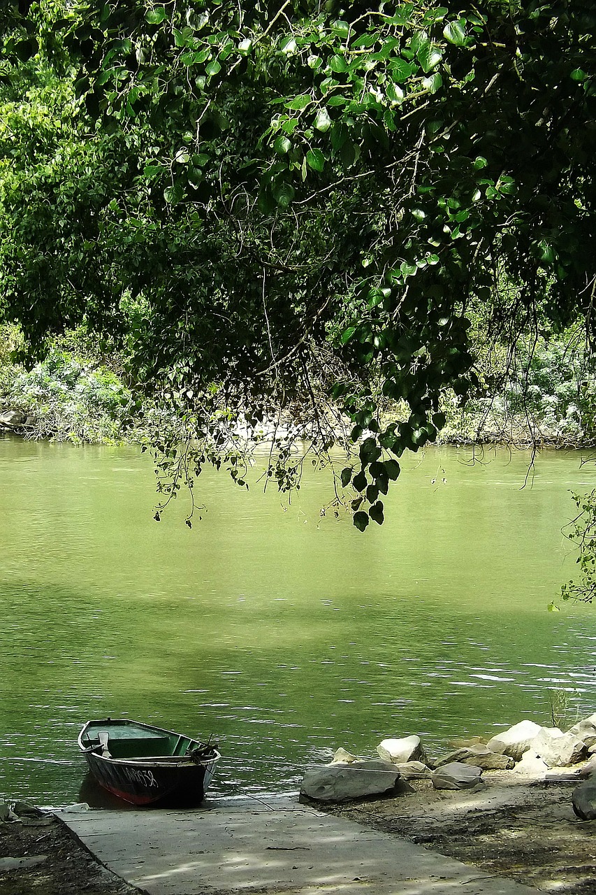 nature boat serenity free photo