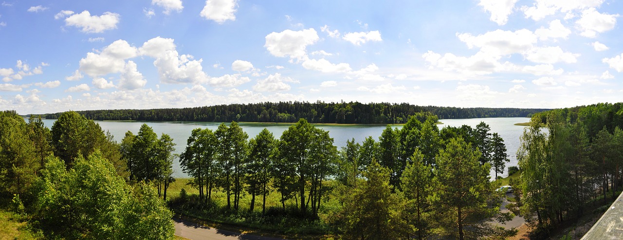 nature  monolithic part of the waters  panoramic free photo