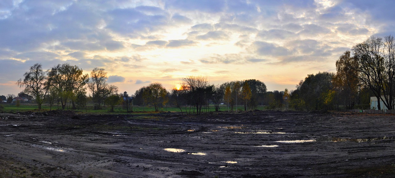 nature  panoramic  at the court of free photo