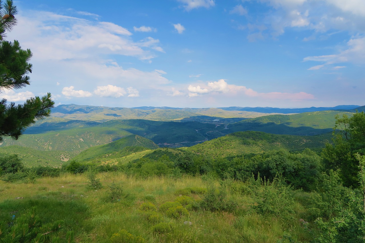 nature  mountains  land free photo