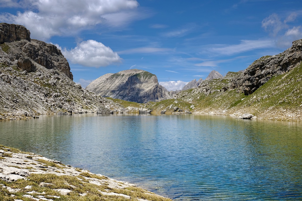 nature  landscape  mountains free photo