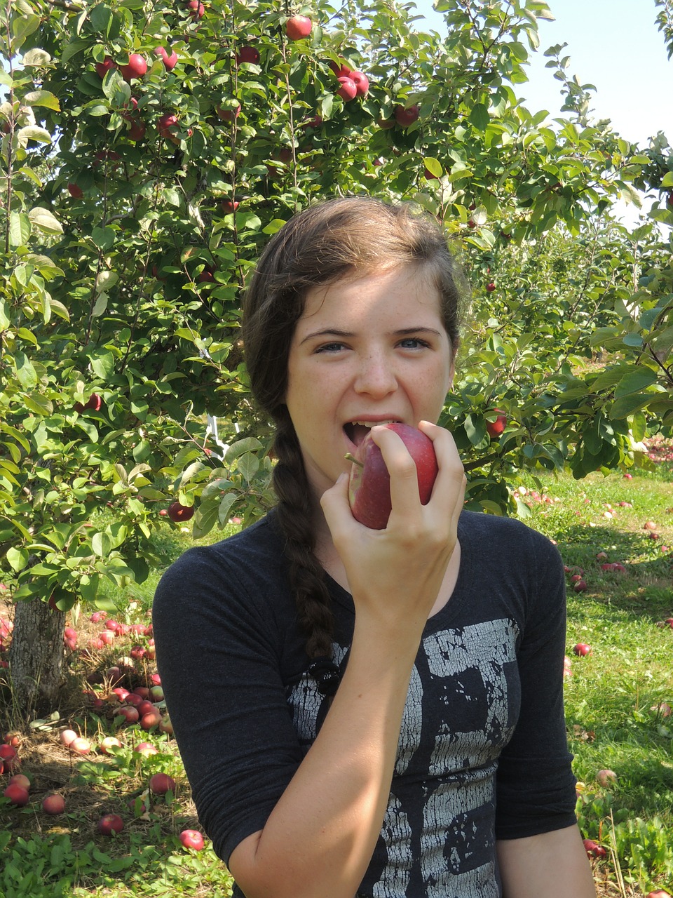 nature girl apple free photo