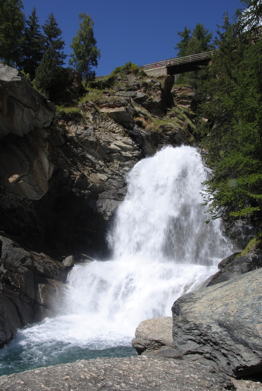 nature waterfall mountain free photo