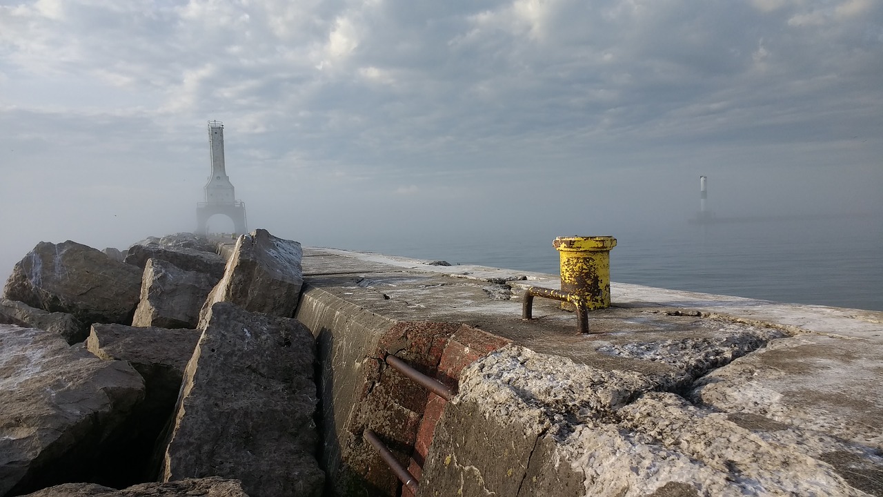 nautical lighthouse port washington harbor free photo