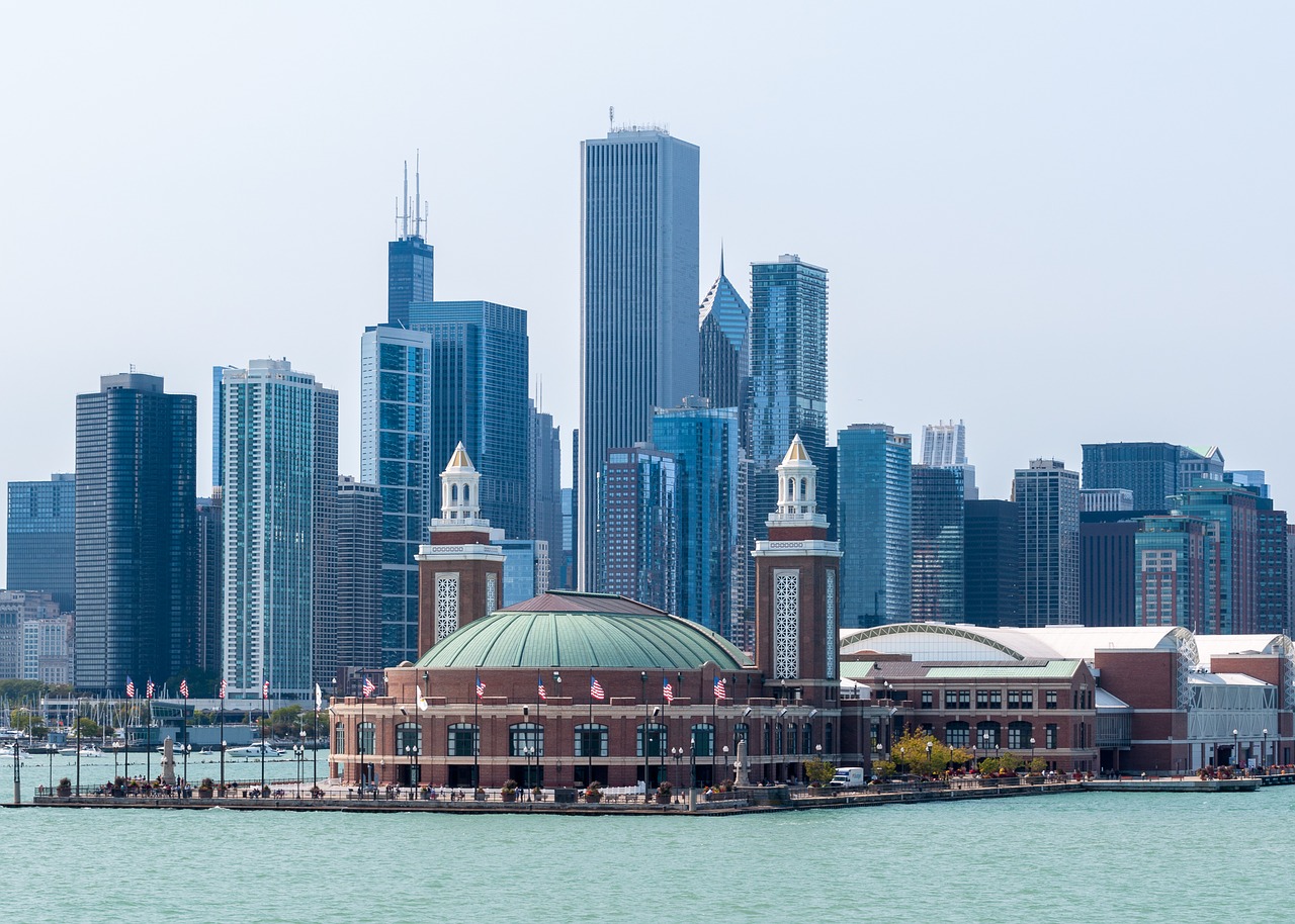 navy pier chicago skyline river view free photo