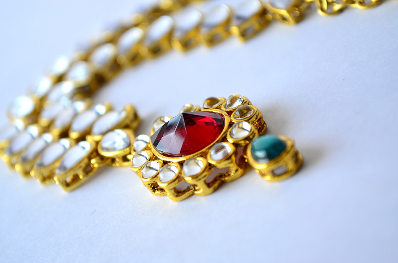 necklace jewelry gold free photo