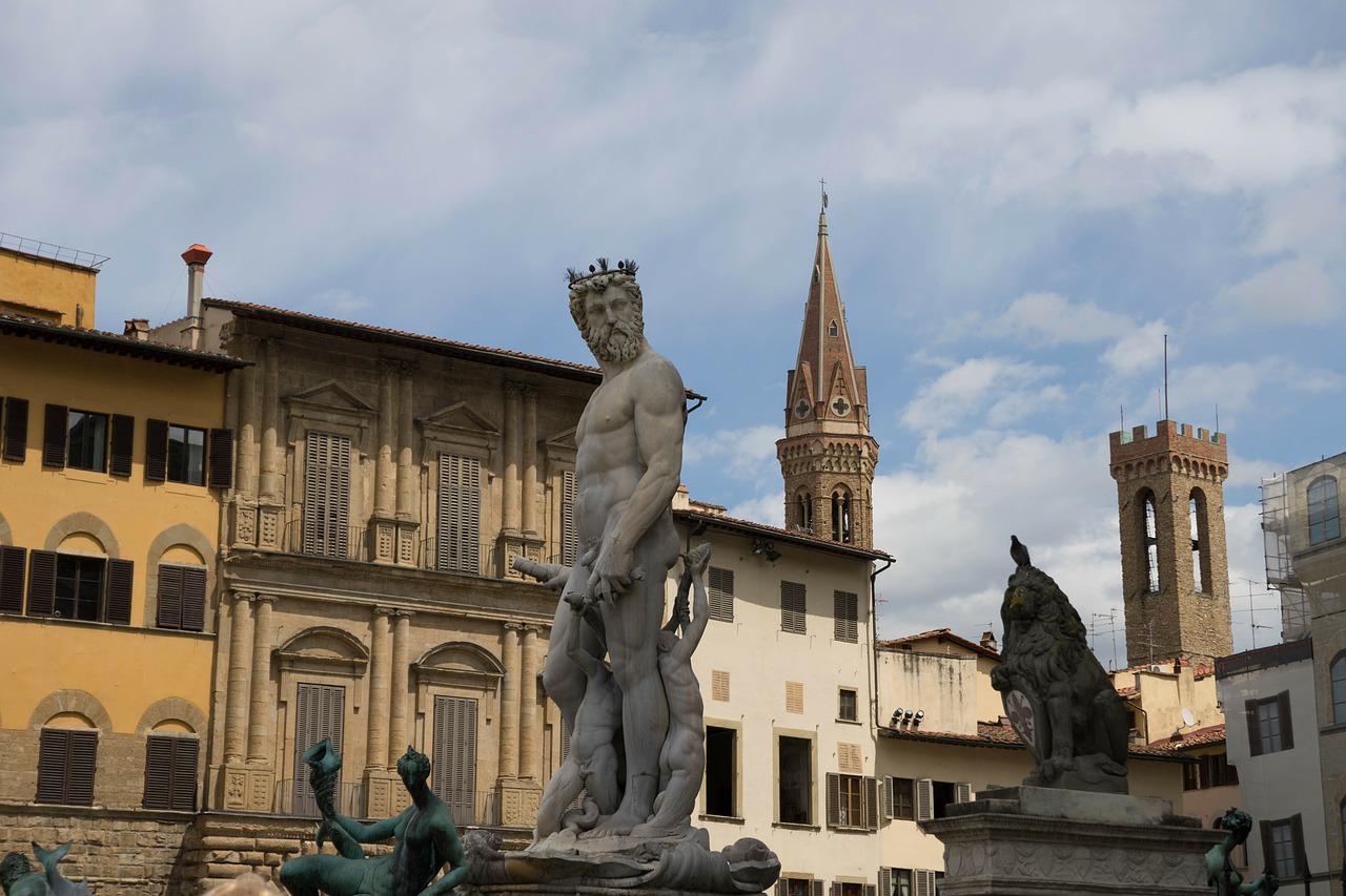 neptune florence statue free photo