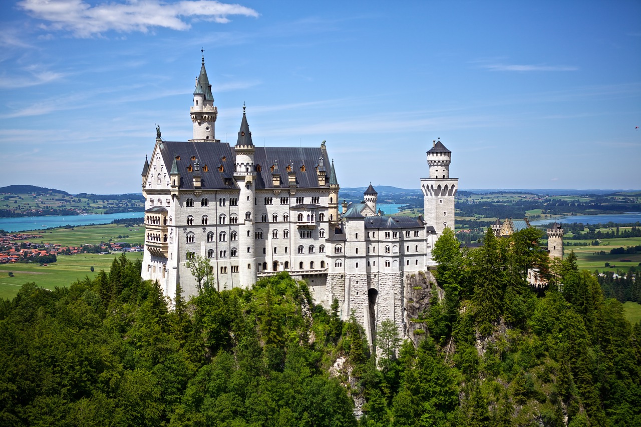 neuschwanstein castle germany free photo