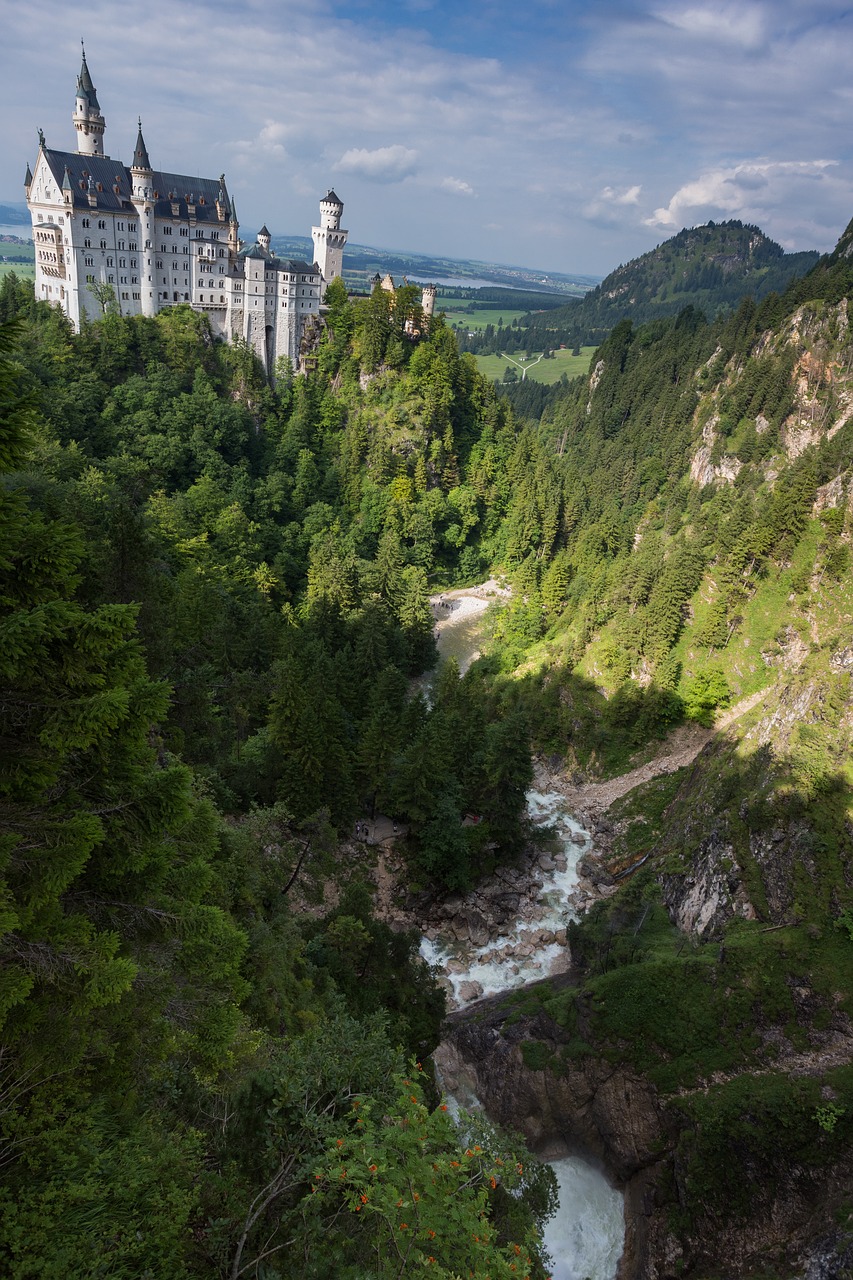 neuschwanstein castle bavaria famous free photo