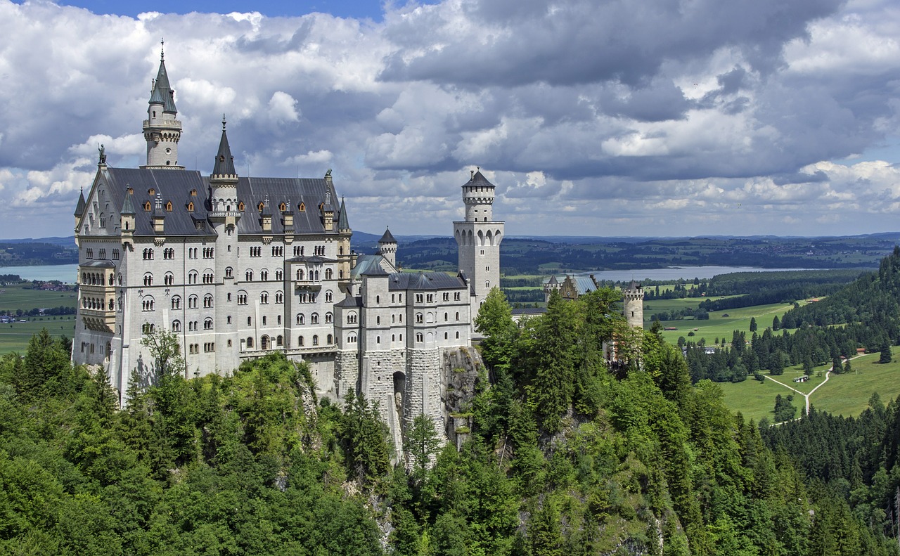 neuschwanstein castle castle kristin free photo