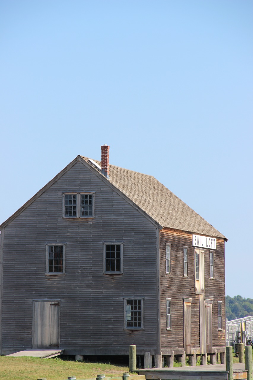 new england house architecture free photo