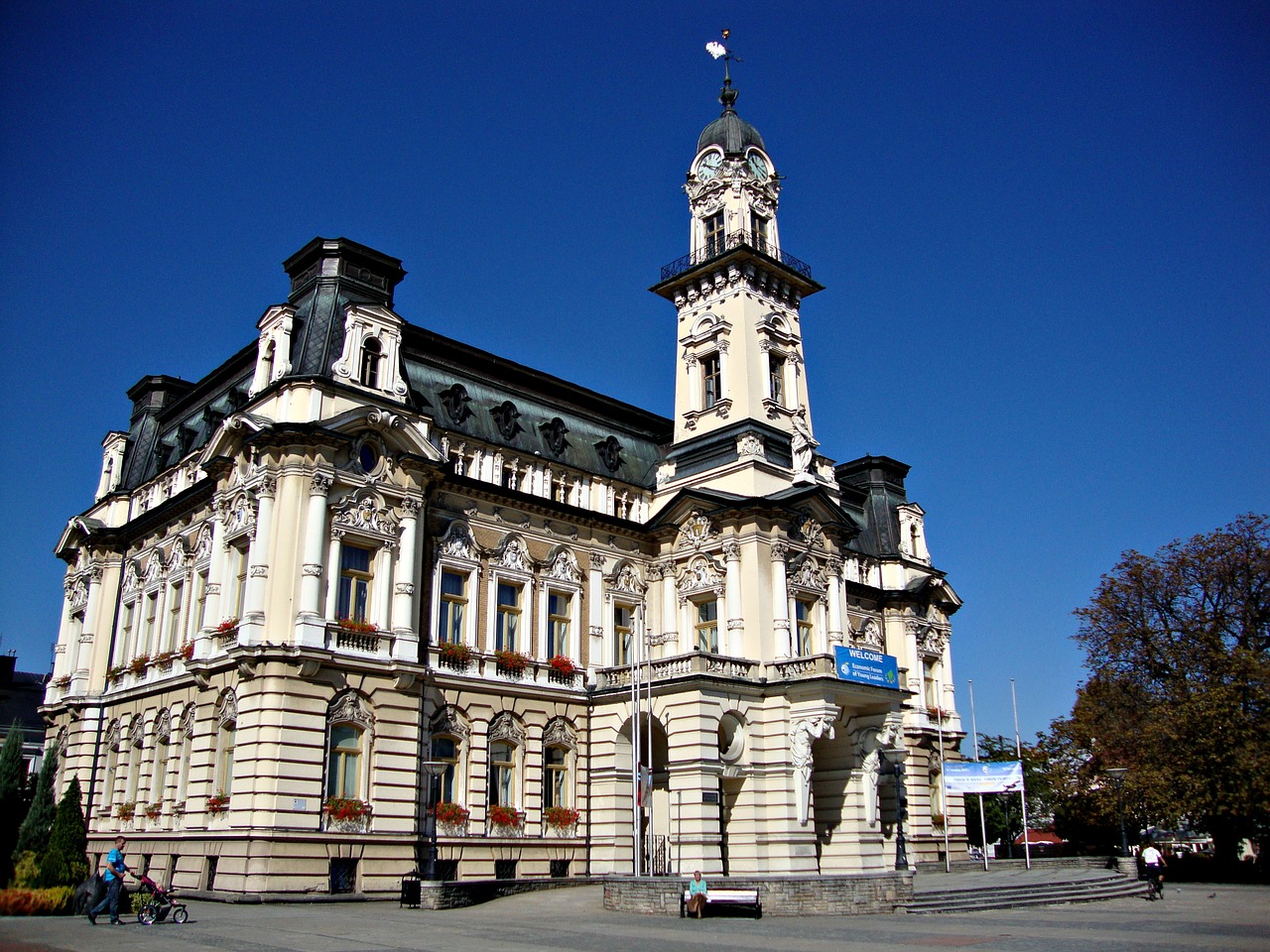 new filtrate poland the town hall free photo