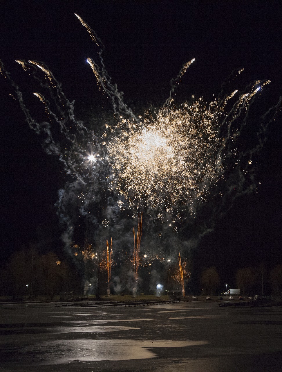 new year new year 2017 fireworks free photo