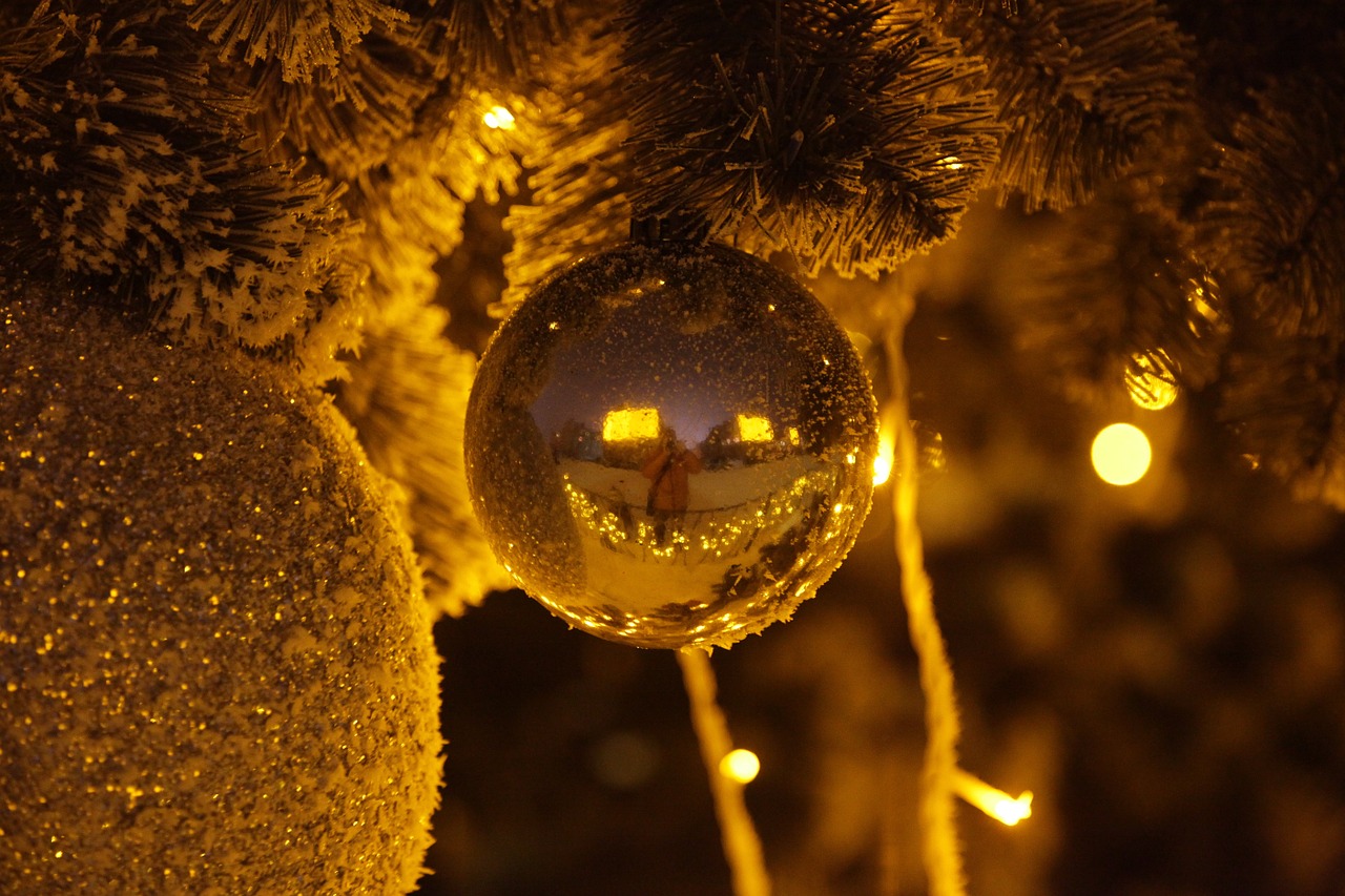 new year's eve christmas tree toy new year's eve ball free photo