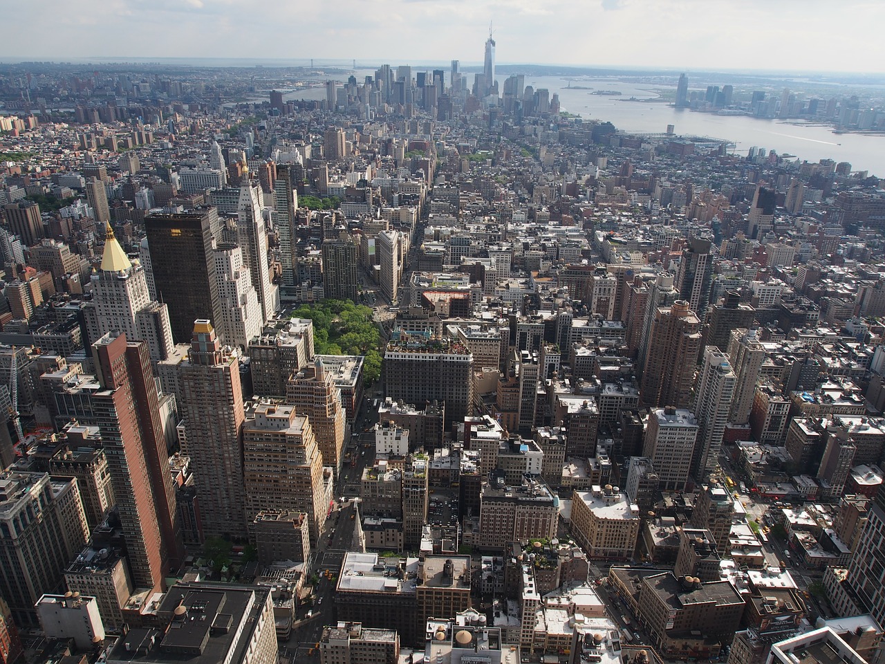 new york empire state building manhattan free photo