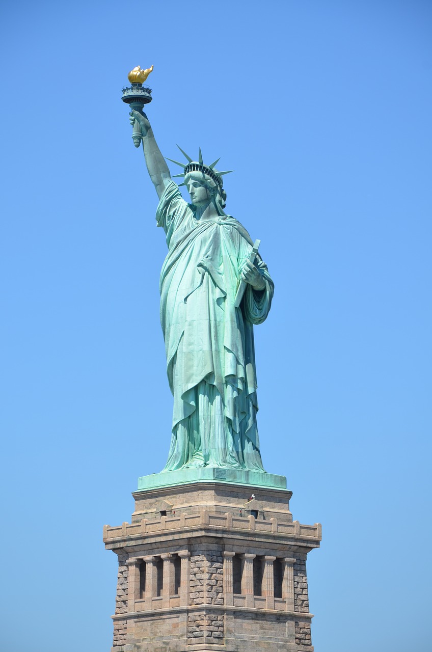 new york statue of liberty in free photo