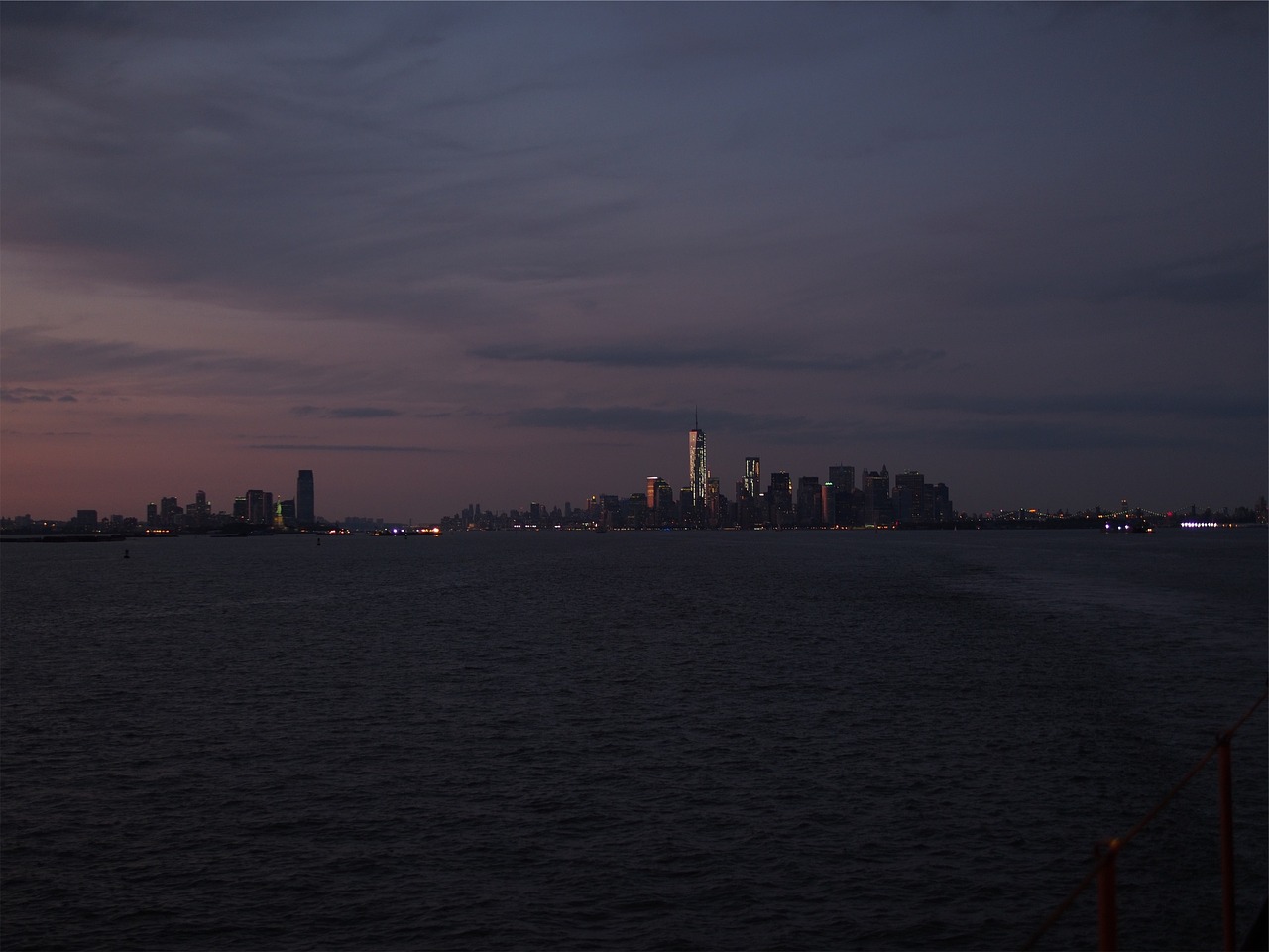 new york city skyline free photo