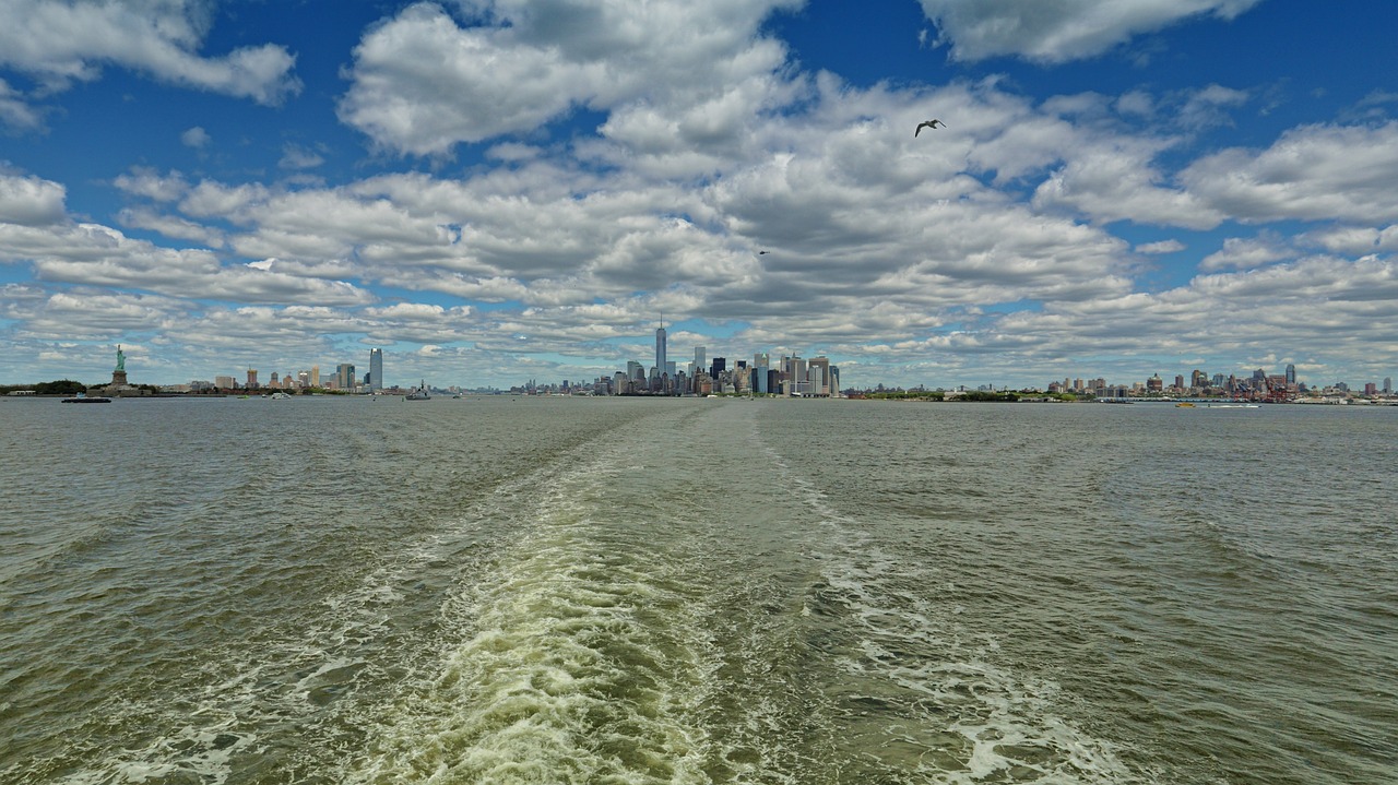 new york  cityline  water free photo