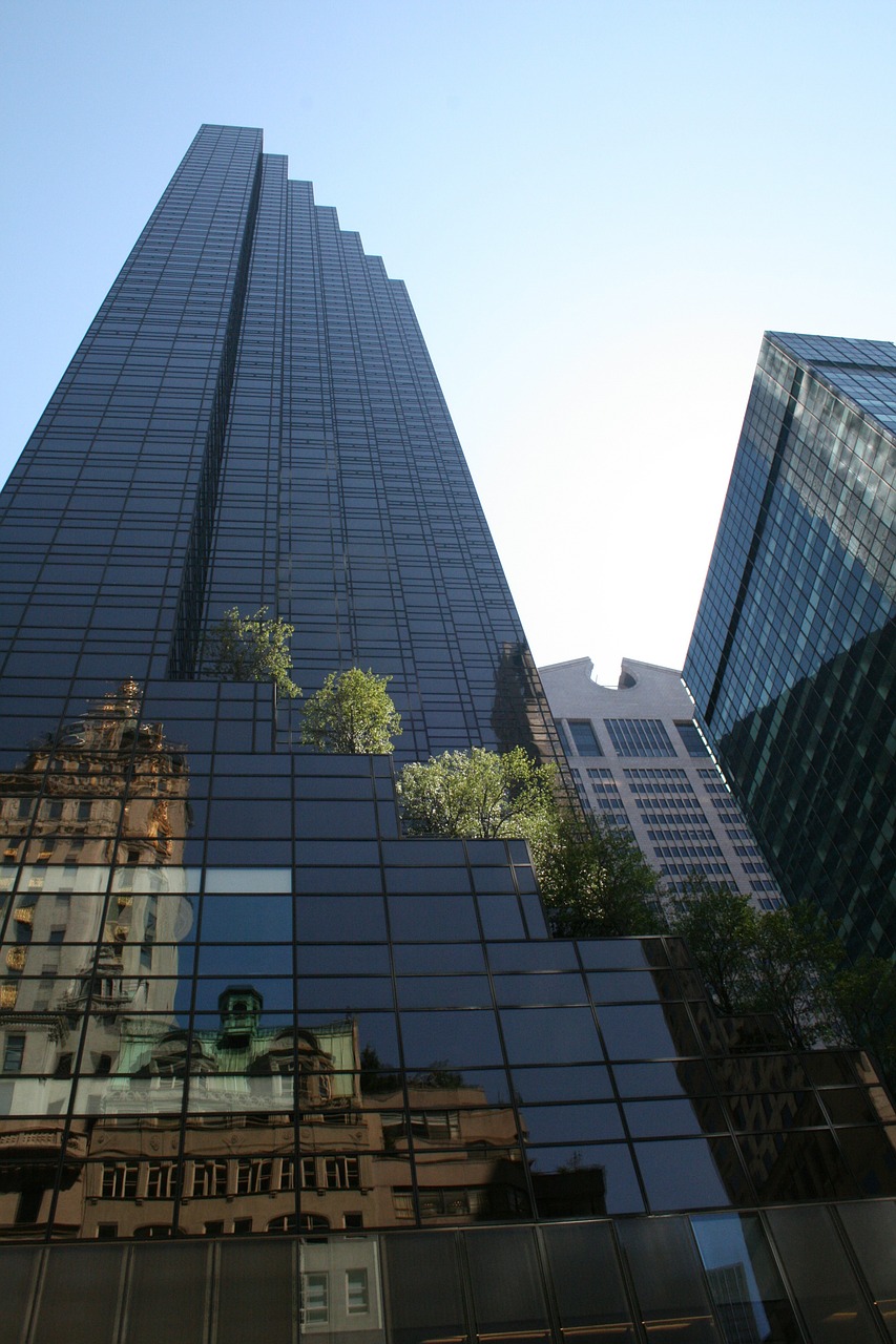 new york building reflection free photo